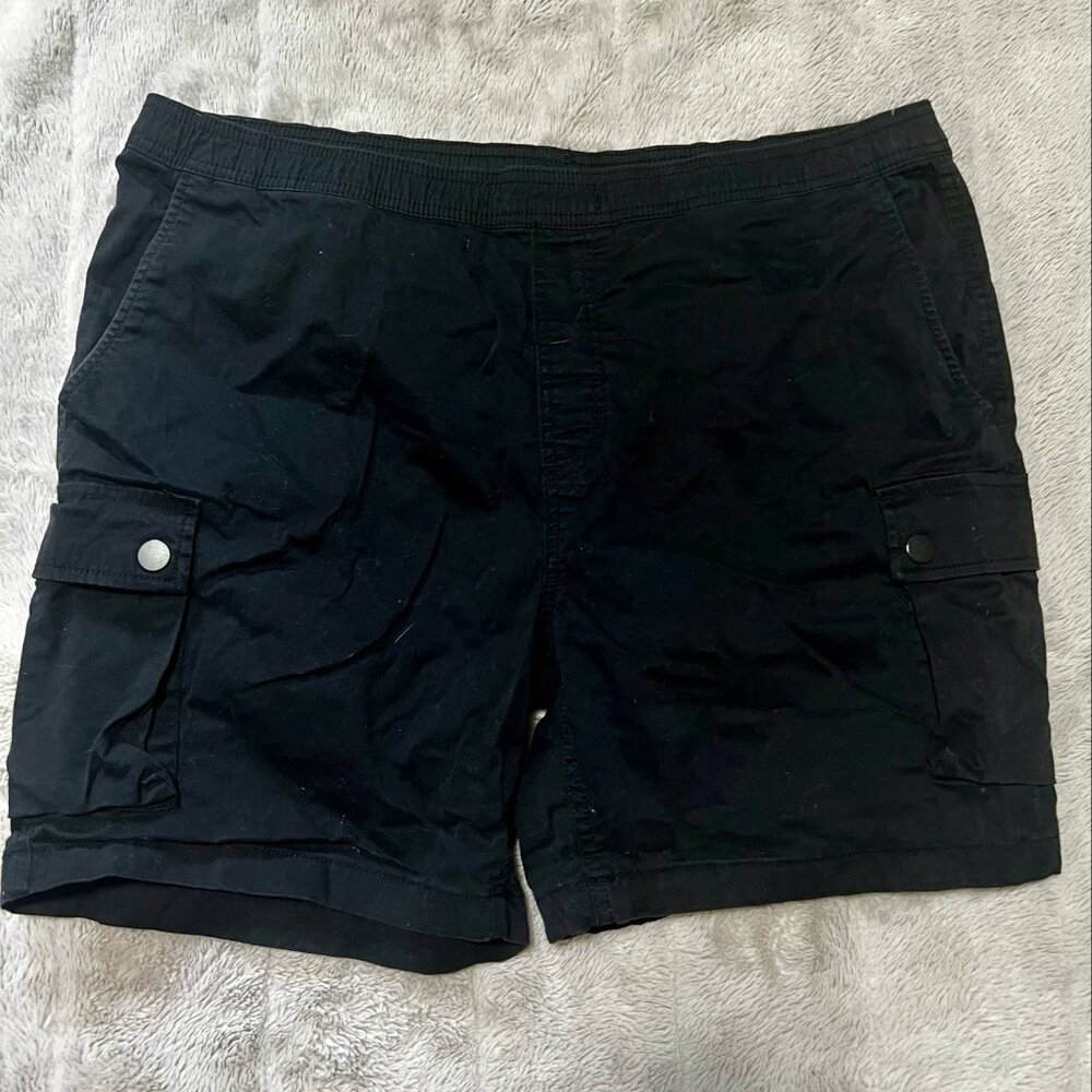 HEDGE Men’s Black Cargo Shorts | XL | Utility Pockets